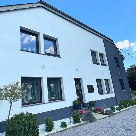 Pensjonat Le Clos Fleuri 4*